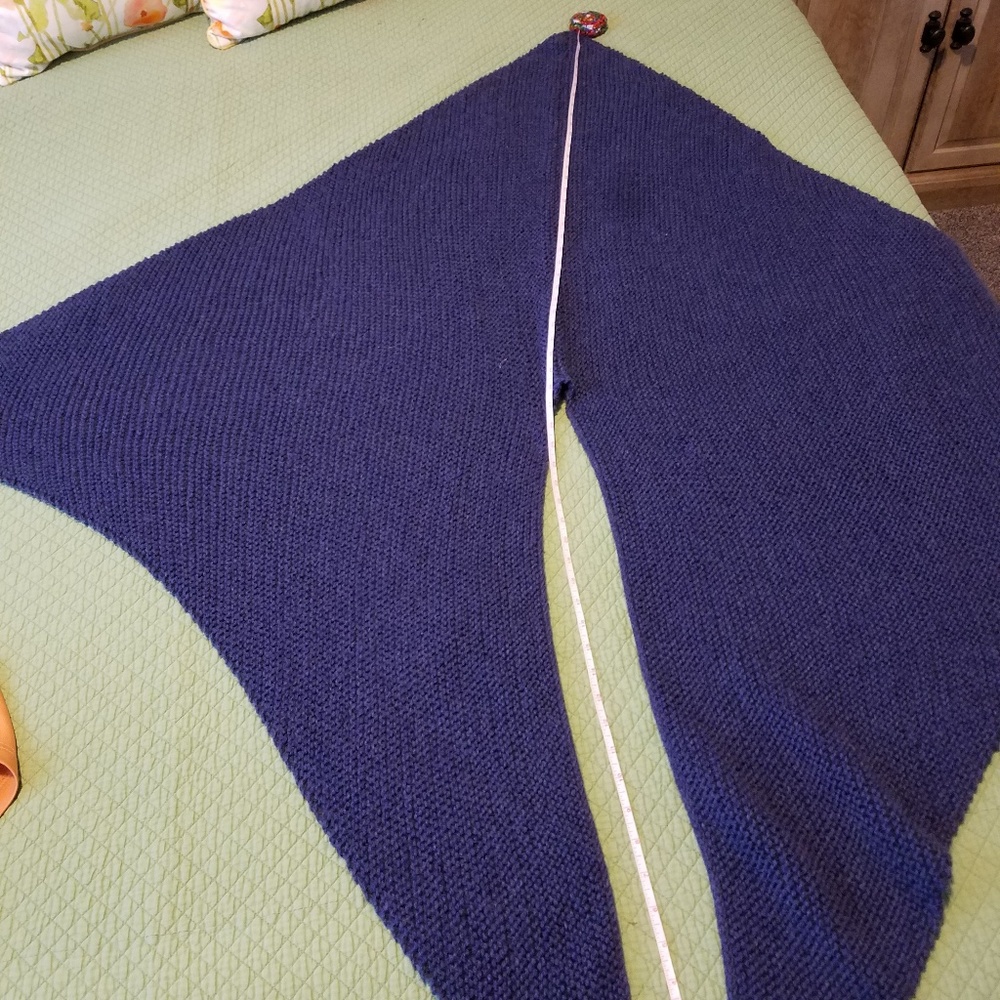Quadrangle Wrap - Picture 3 of 3